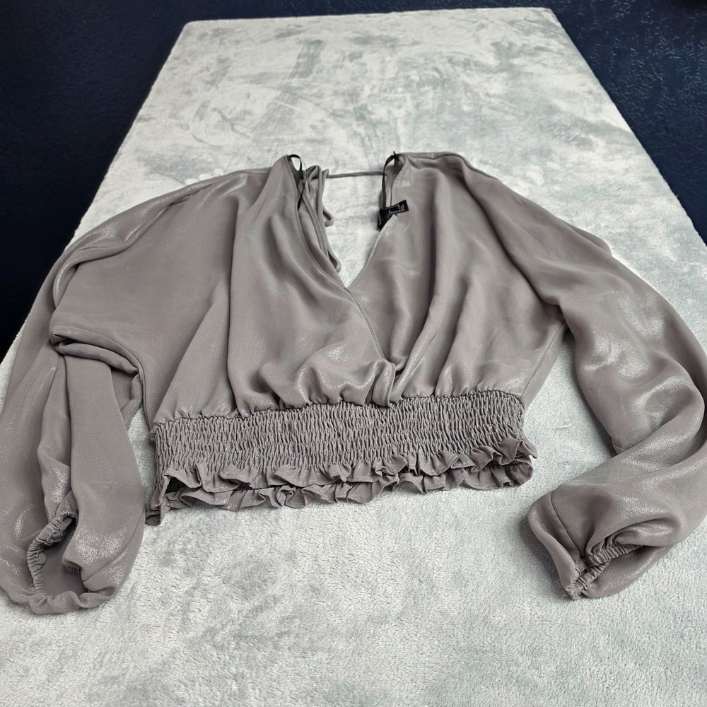 FOREVER 21 Women's Silver Metallic Woven Cropped Balloon Sleeve Blouse Size M